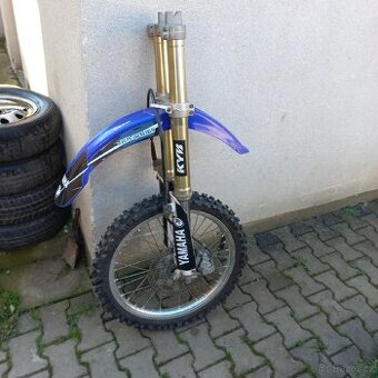Obrázek k inzerátu: Yamaha yz 125/250 přední tlumiče KYB