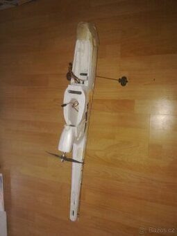 Bix3 RC letadlo