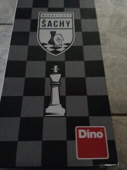prodám mag.šachy-Dino