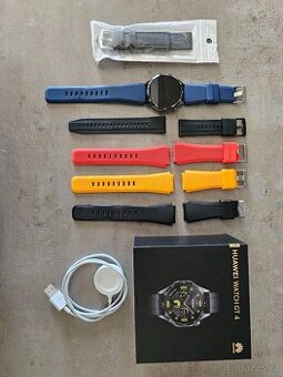 Huawei Watch GT4 + krásný stav + mnoho řemínků