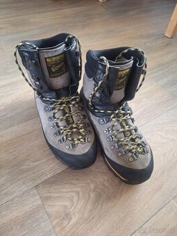 La Sportiva boty 38.5