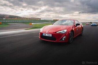 Toyota GT86 | Nový motor | výborný stav |