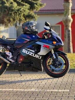 Suzuki GSXR 750 K5