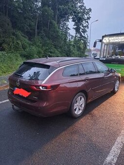 Insignia b