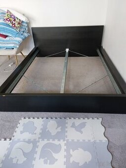 Ram postele Ikea Malm