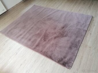 NOVÝ kusový KOBEREC 200x150 cm