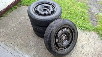 Plekové disky + letní pneu 165/70 R14 81T Škoda Fabia 1