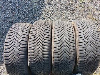 195/60 R15 zimní pneu na sezonu