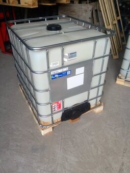 Ibc kontejner dřevěná paleta