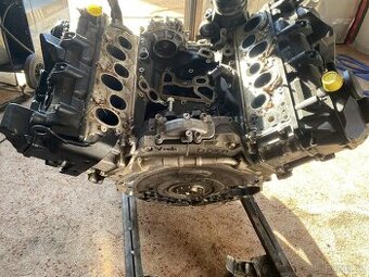 Prodám motor VW Amarok 3,0/120 kW TDI – DDXA