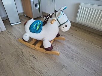 Prodám houpacího koně B-Toys - BANJO