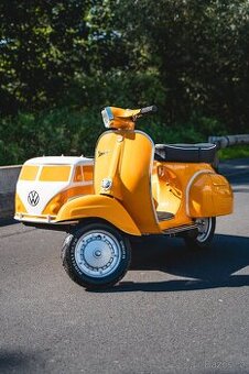 Motorka Piaggio Vespa 150CC (1976) SIDECAR