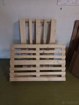 Dřevěné palety