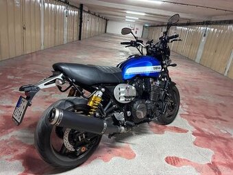 Prodám / vyměním Yamaha XJR 1300 r.2018 72Kw 26868km Ohlins