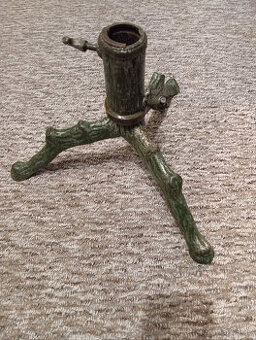 Stojánek na stromek