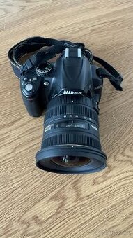 Nikon D3000 vč. objektivu 18-55mm VR + 55-200mm VR + 10-20mm