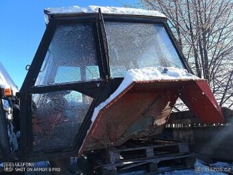 Kabina Zetor URI