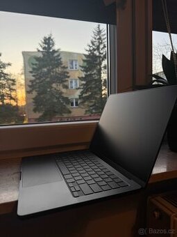 Macbook Pro M4 512/16GB.