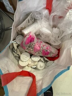 Bezpečnostní plastová etiketa