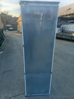 Vestavná lednice Siemens