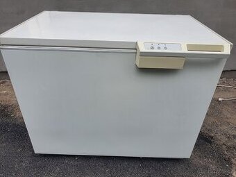 doprava – 250 litrů velký pultový mrazák