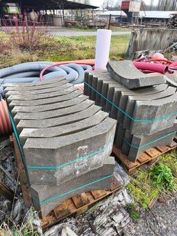 Betonové žlaby (žlabovka)