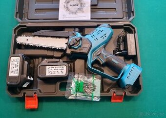 Aku ruční řetězová pila 8",21V, 2x baterie.