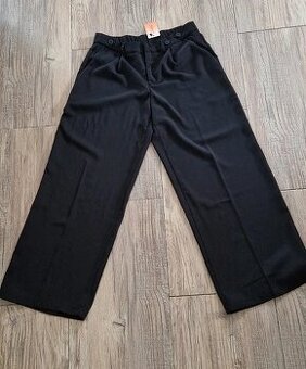 Černé široké nové kalhoty s puky vel.L/40