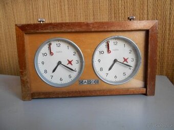 Starší, šachové hodiny