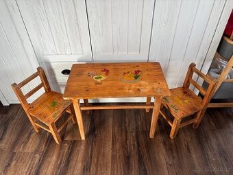 Dětský stůl a židle