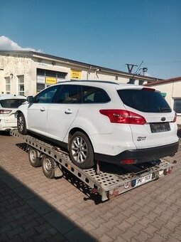 Dveře na ford focus III kombi