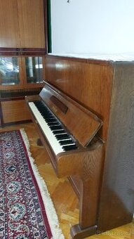 Prodáváme celopancéřové piáno Scholze