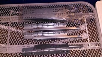 Prodám nové šuplíkové pojezdy kolečkové i ložiskové