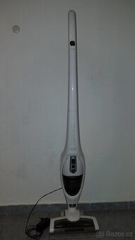 Tyčový aku vysavač Sencor