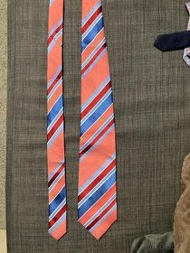 Kravata zánovní lososová se vzorem viz. foto 100Kč