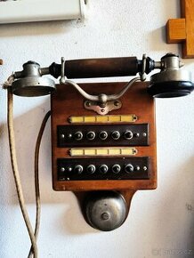 stará telefonní ústředna RU - 1