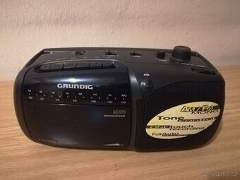 Rádio magnetofon Grundig - 1