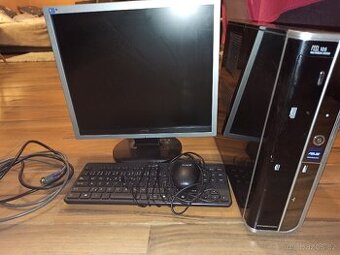 Počítač s monitorem AOC