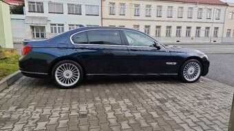 Prodám BMW 7 3.0 D 280 kW individuál