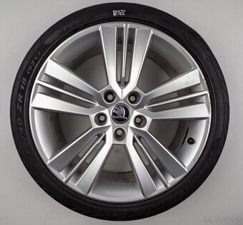 Škoda Octavia - Originání 18" alu kola - Letní pneu