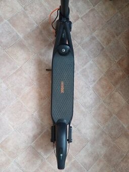 Elektrická koloběžka Segway NINEBOT F2 PRO