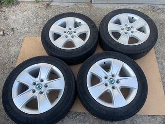 Alu kola 5x112. r16. Letni pneu 205/55/16.Škoda,Vw,Audi,Seat