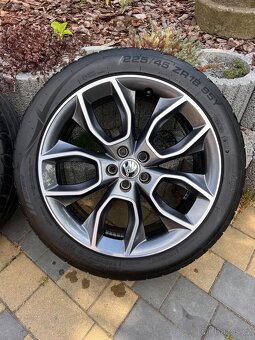 Original ŠKODA alu disky CRATER bez poskozeni - 1