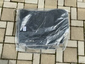 Prodám textilní koberce Toyota Auris 2017