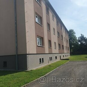 Prodej bytu 3+1 v OV se zahrádkou a garáží Unhošť