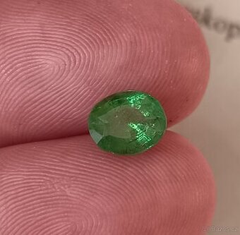 Tsavorit 2,33ct - 1
