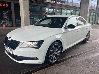 Škoda Superb 2.0 TDi 4x4 Sportline DSG 140kw nez. topení ACC