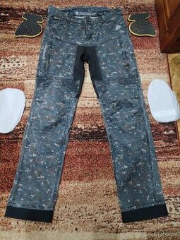 Prodám kalhoty na moto Trilobite digi camo - 1