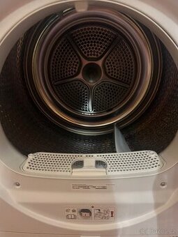 Sušička Bosch WTW876WBY