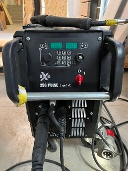 Svářečka ALFAIN aXe 250 PULSE SMART gas
